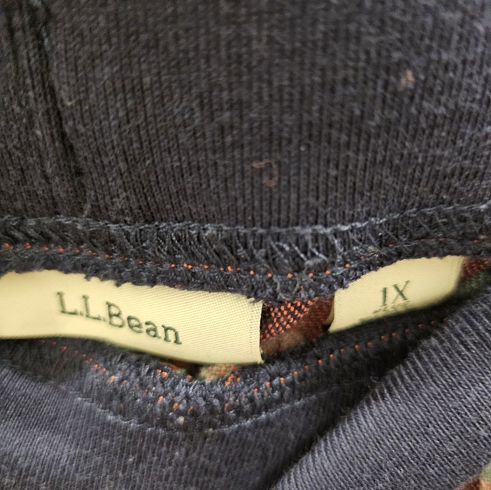 L.L. Bean Black and Red Plaid Lounge Pants - Picture 6 of 6